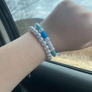 Elegant Pearl and Blue Beaded Bracelet Set